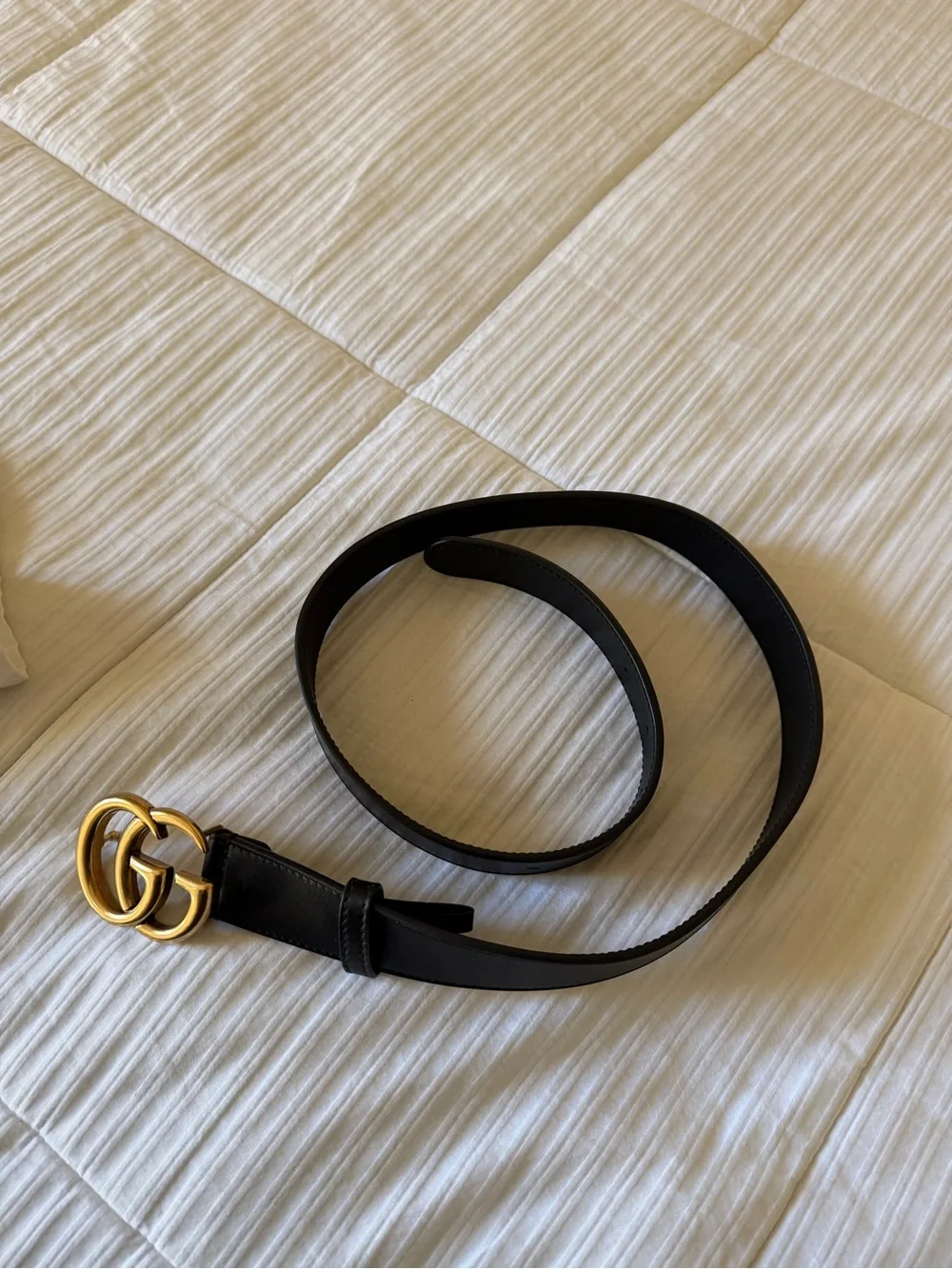 Gucci belt & Drawstring Dust Pouch